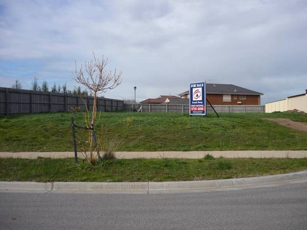 NARRE WARREN - NORTHSIDE Picture 3