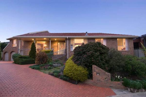 NARRE WARREN DELIGHT Picture 1