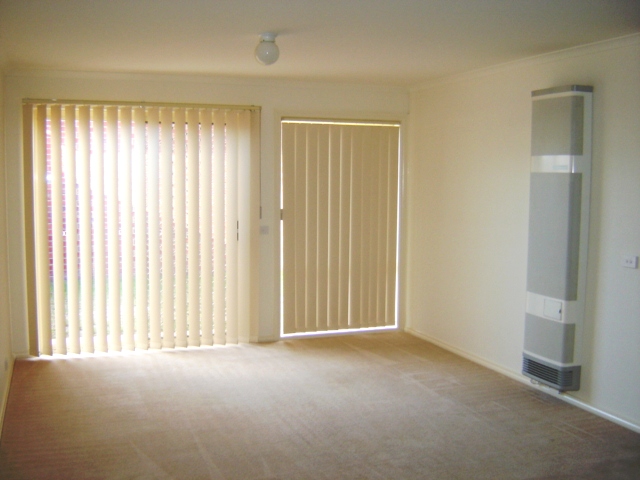 MODERN OPEN PLAN UNIT NARRE WARREN Picture