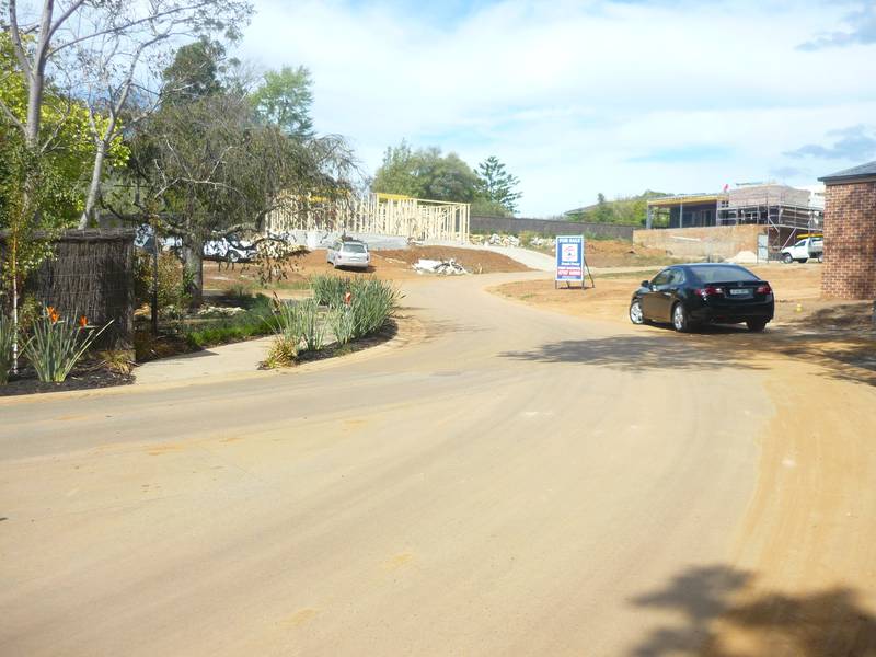 RARE OLDE BERWICK VILLAGE HOMESITE Picture 3