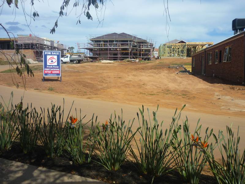 RARE OLDE BERWICK VILLAGE HOMESITE Picture 1