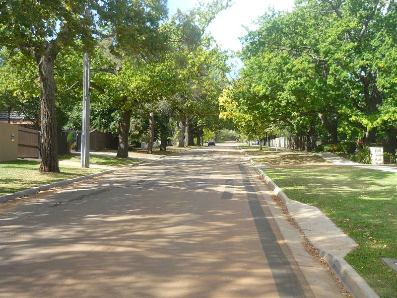 RARE OLDE BERWICK VILLAGE HOMESITE Picture 2