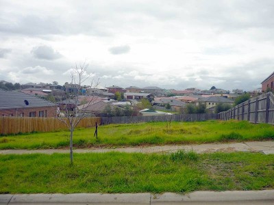 BEACONSFIELD Picture