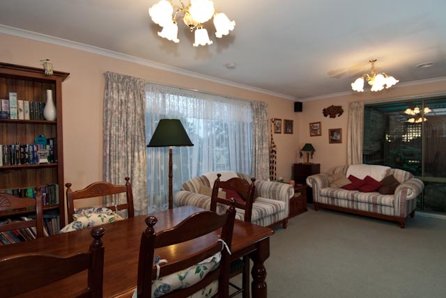 IN THE SPOT LIGHT Picture 2