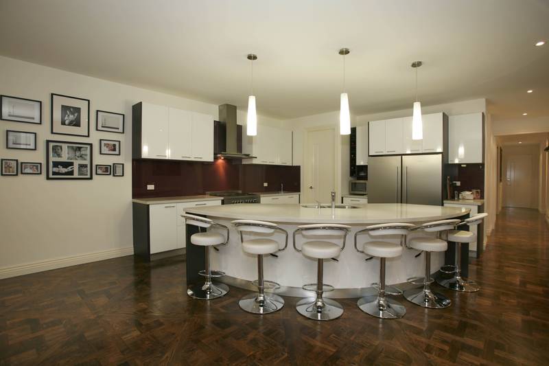 A CELEBRATION OF CONTEMPORARY DESIGN Picture 2