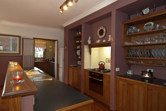 MUST BE SOLD! Picture 2