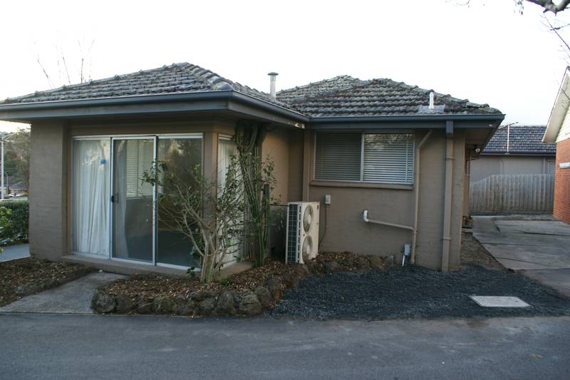 LOCATION!
LOCATION!
LOCATION! Picture 3