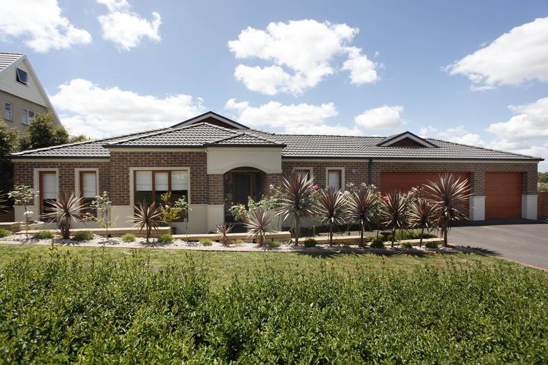 ARE YOU LOOKING FOR LIFESTYLE? Picture 1