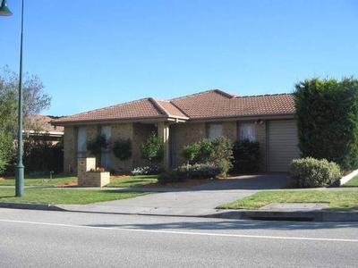 OUTSTANDING FAMILY HOME WITH HUGE FAMILY ROOM Picture OUTSTANDING FAMILY HOME WITH HUGE FAMILY ROOM Picture