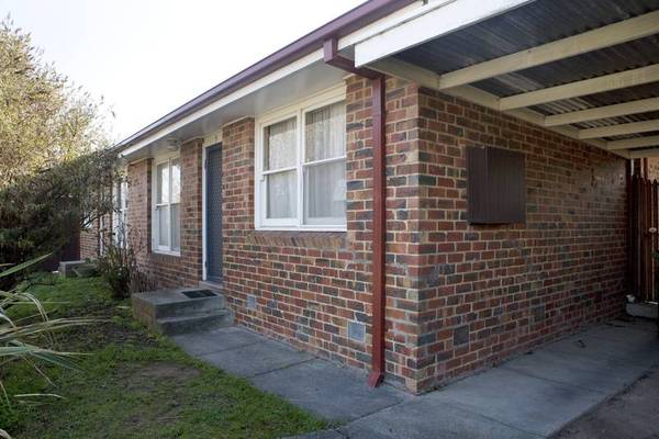 Walk to the market and Plaza Picture 1