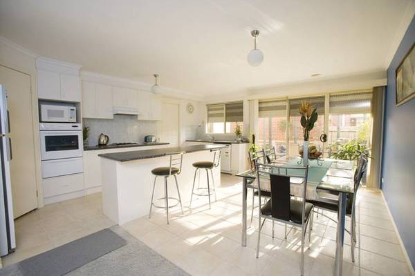 Instant attraction Picture