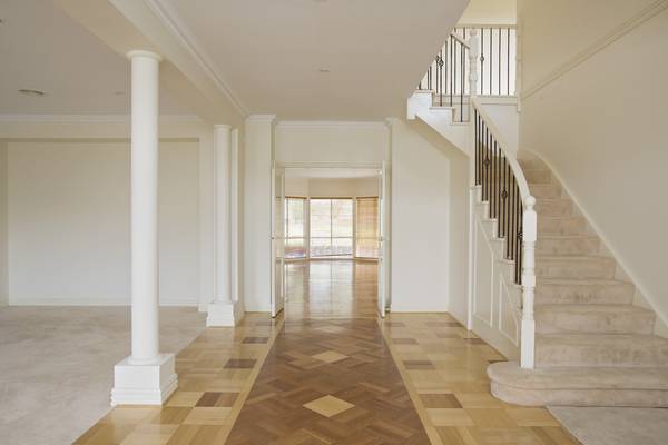 Elegant and Spacious Picture Elegant and Spacious Picture