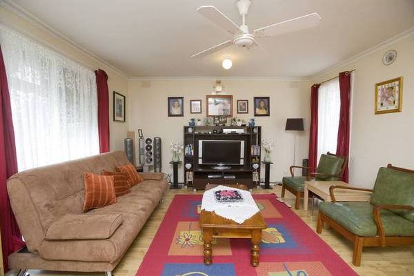 Budget price 4 bedder Picture 3