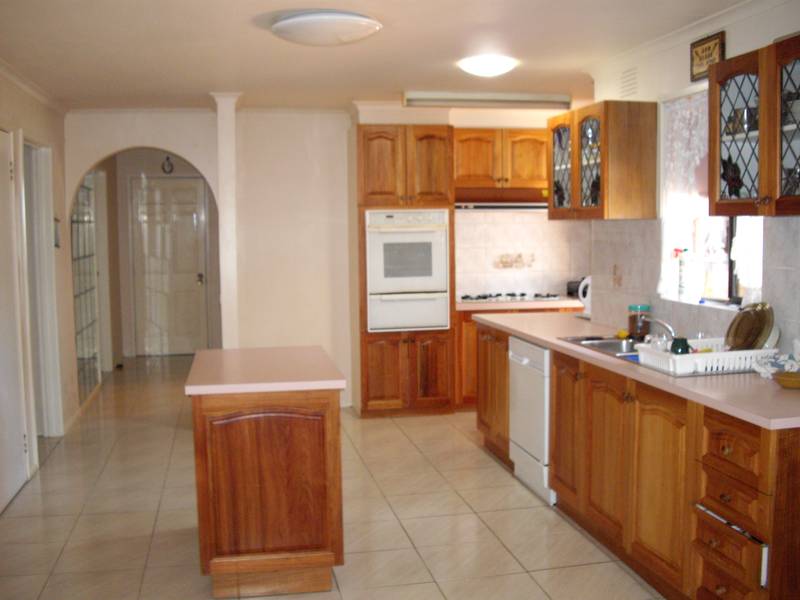 Position and Views! Picture