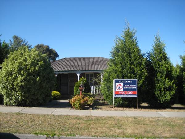 FAMILY HOME!! UNDER APPLICATION Picture FAMILY HOME!! UNDER APPLICATION Picture