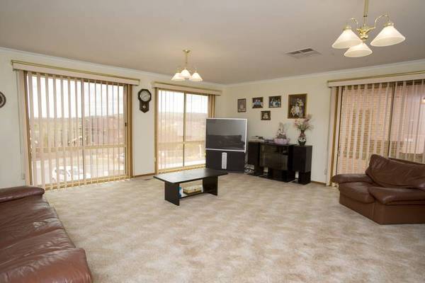 Good design is always in demand - 6 Bedrooms Picture