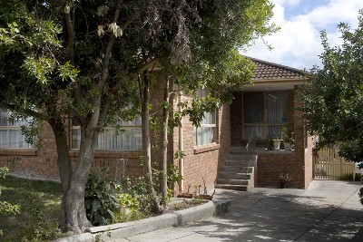 SPACIOUS 4 BEDROOM FAMILY HOME. Picture