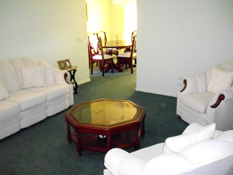 Endeavour Hills Double Storey Elegance Picture 3