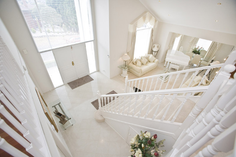 STYLE AND CLASS Picture 2