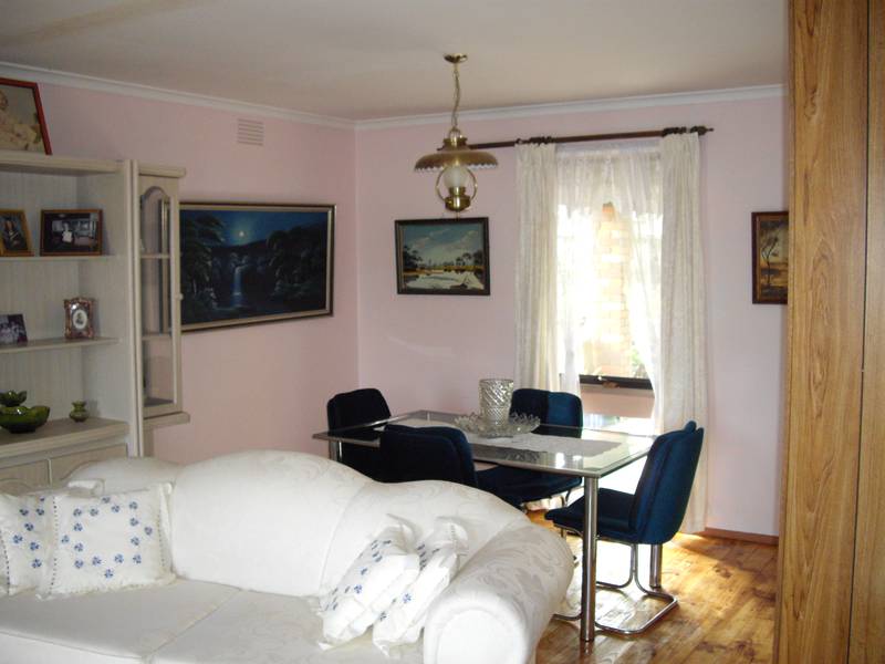 Buy this and the kids will love you! Picture 3