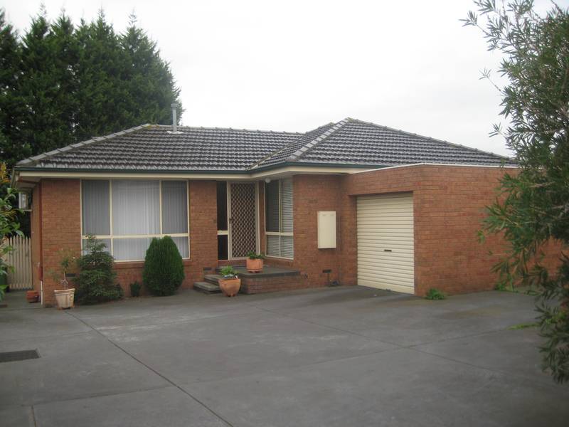 IMMACULATE UNIT!!
UNDER APPLICATION Picture 1