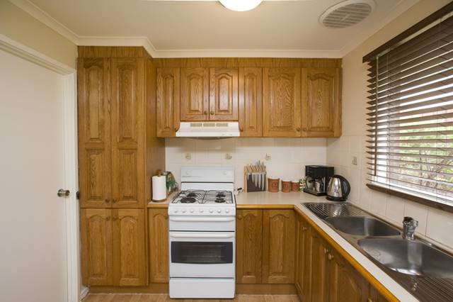 MOVE IN STRAIGHT AWAY Picture 3