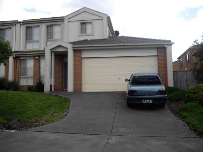 Walk to Shopping Centre Picture