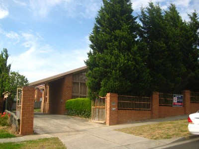 SPACIOUS LIVING...UNDER APPLICATION Picture SPACIOUS LIVING...UNDER APPLICATION Picture