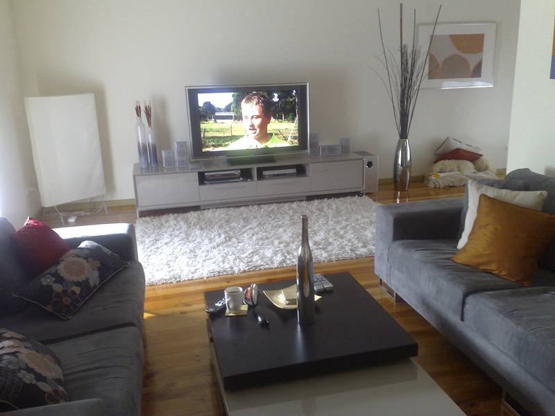 SPACIOUS BV IN CENTRAL LOCATION Picture 2