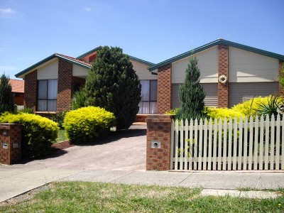 SPACIOUS 4 BEDROOM FAMILY HOME Picture