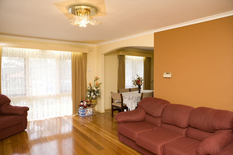 SUITS LARGE FAMILY
UNDER APPLICATION Picture 2