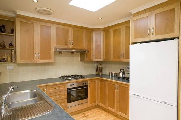 VIEWS, VIEWS, VIEWS! Picture 2