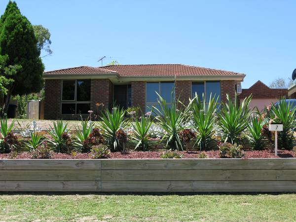 VIEWS, VIEWS, VIEWS! Picture 1