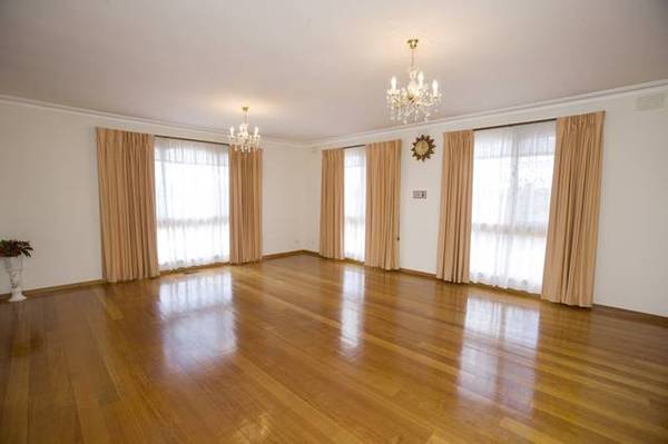 PERFECTLY LOCATED WITH NOTHING TO SPEND! Picture