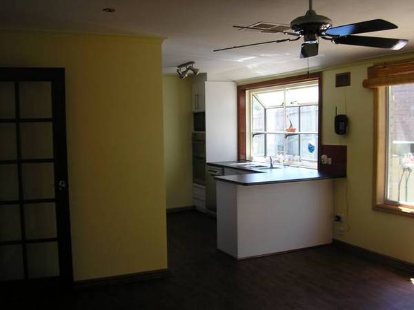 FUNKY MODERN LIVING!! Picture 3