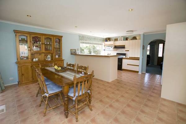 WHAT A BEAUTY! Picture 2