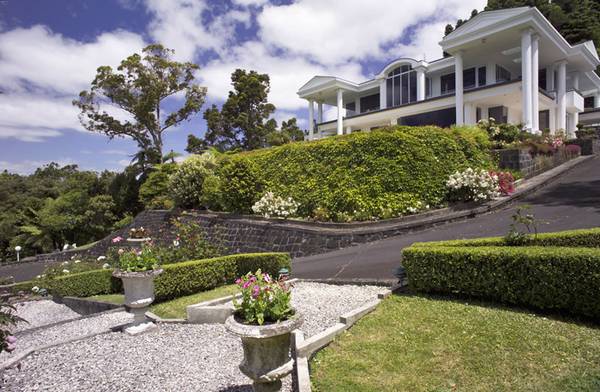 Platinum Property... Picture 1