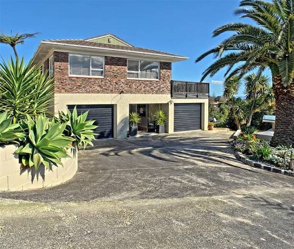 Looking for a Family Christmas Present? Picture 2