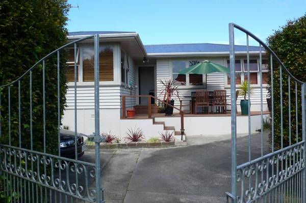 NEED HELP WITH THE MORTGAGE??? Picture 1