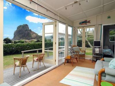 DISCOVER A TRADITION Picture DISCOVER A TRADITION Picture