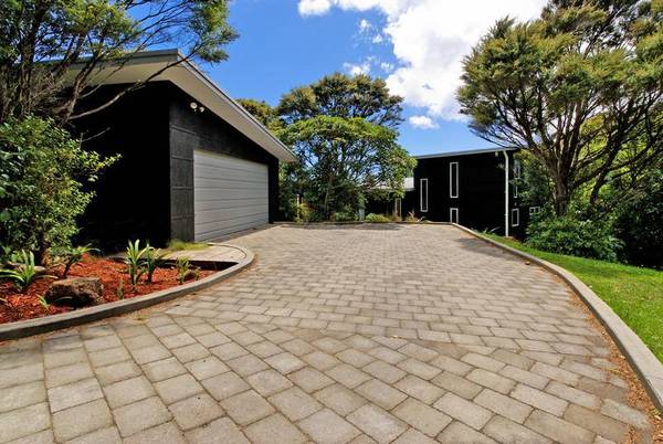 MODERN AND MARVELLOUS Picture 2