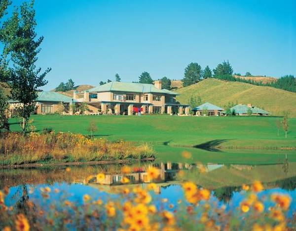 Paratiho Farms, New Zealand Picture 2