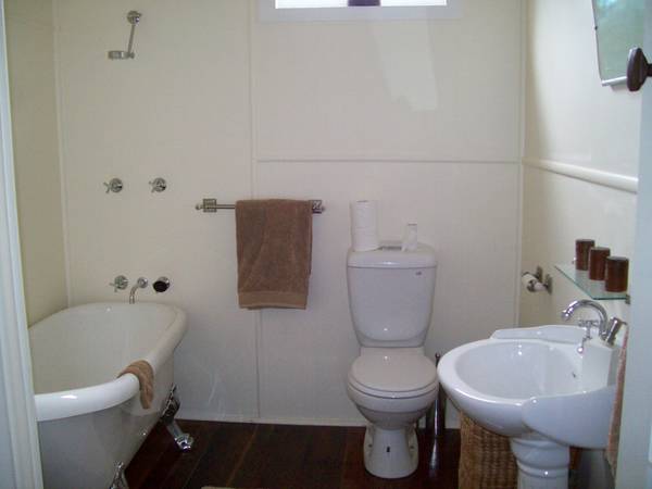 LEICHHARDT - LOOK WHAT THEY'VE DONE Picture 3