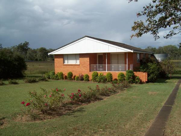 FOR SALE NOW OR AUCTION SAT 14/6/08 - 3.00PM Picture 1