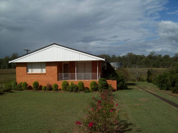 FOR SALE NOW OR AUCTION SAT 14/6/08 - 3.00PM Picture 2