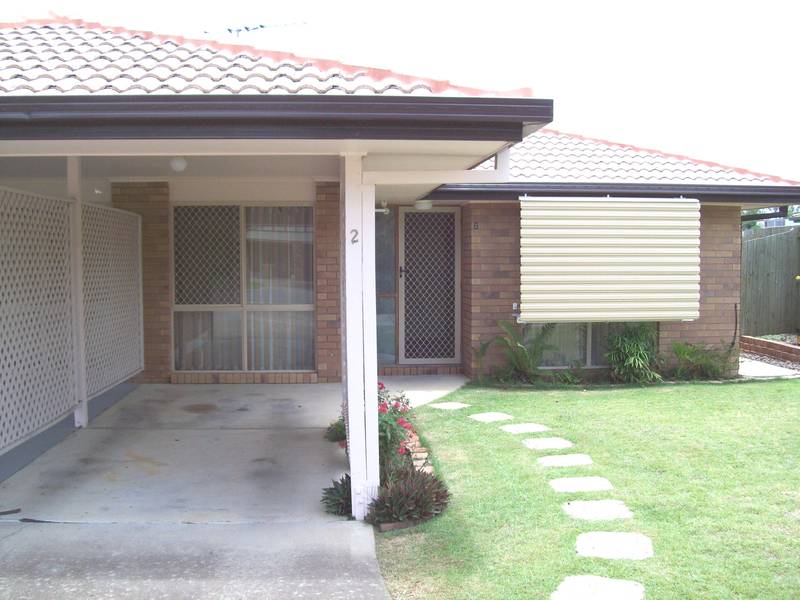 NEAT DUPLEX - READY AND WAITING FOR YOU!! Picture 3