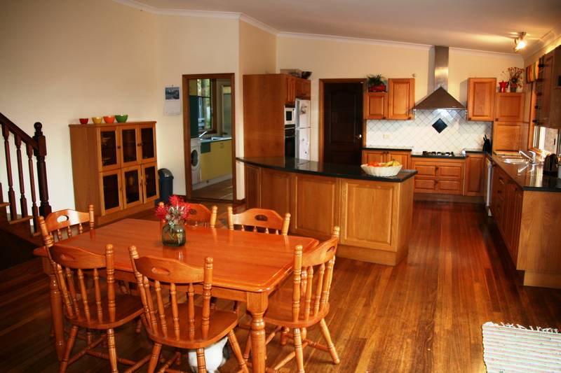 BREATHTAKING VIEWS WITH STYLISH HOME TO COMPLIMENT - CHUWAR Picture 2