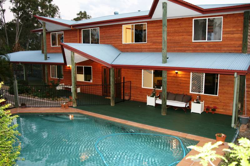 BREATHTAKING VIEWS WITH STYLISH HOME TO COMPLIMENT - CHUWAR Picture 3