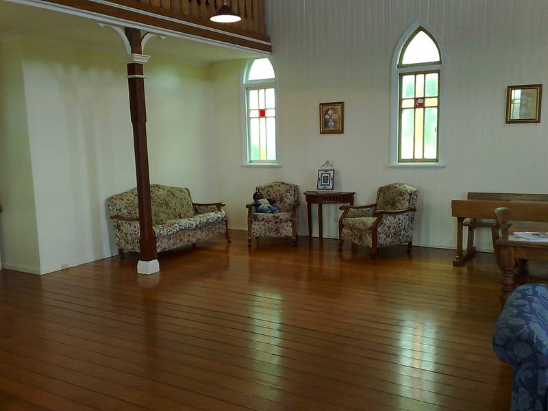 Contract Crashed! Unique 5 Bed Home Near Boonah Picture 2