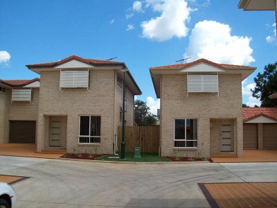 FIRST HOME BUYERS DREAM OR FABULOUS INVESTMENT! Picture